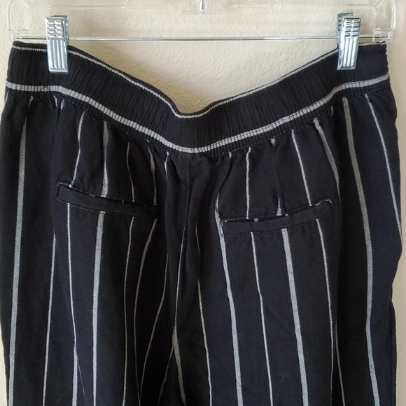 Lounge, Wide Leg Pants - Picture 6 of 6